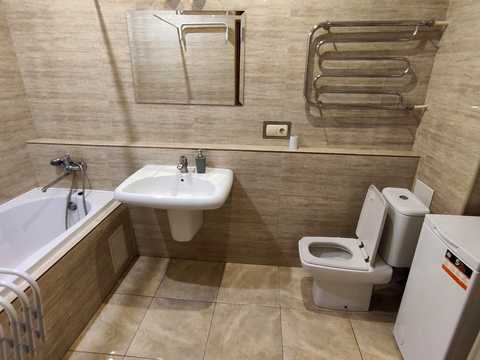 квартира за адресою Срібнокільська вул., 1