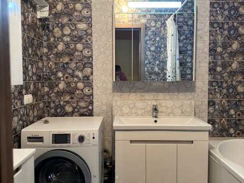 квартира за адресою Академіка Глушкова просп., 9-Г