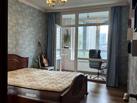 квартира за адресою Академіка Глушкова просп., 9-Г
