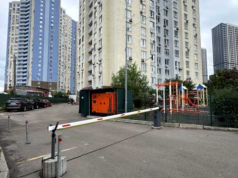 квартира за адресою Академіка Глушкова просп., 9-Г