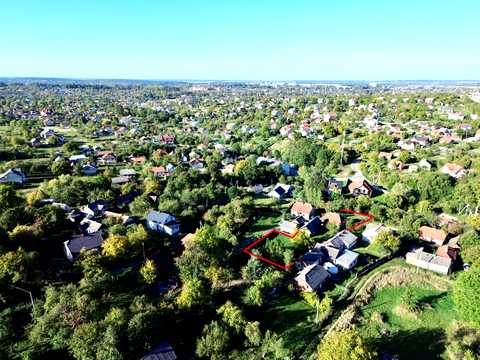 дом по адресу Володимира Івасюка