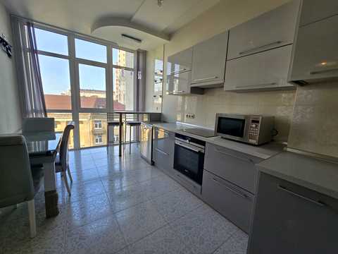 квартира за адресою Білоруська вул., 3