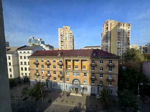 квартира за адресою Білоруська вул., 3