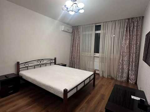 квартира по адресу Миколы Бажана просп., 8-Б