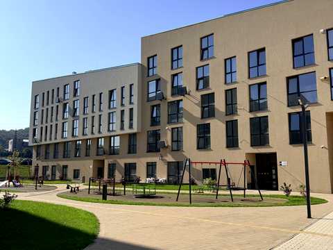 паркомісце за адресою Львів, Новознесенська вул., 4