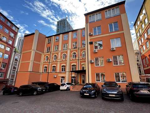 коммерческая по адресу Глубочицкая ул., 17