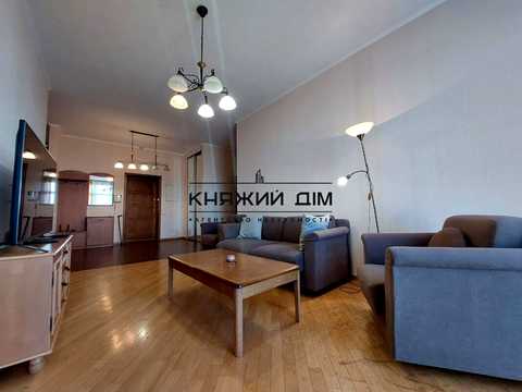 квартира за адресою Панаса Мирного вул., 17