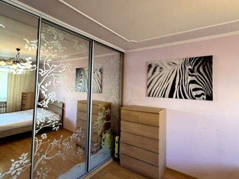 квартира за адресою Професора Яреми вул., 4