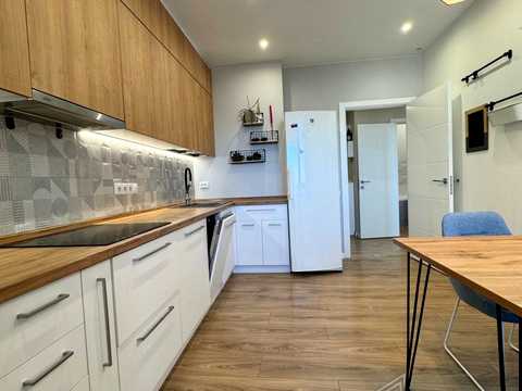 квартира за адресою Зарічна вул., 4 к2