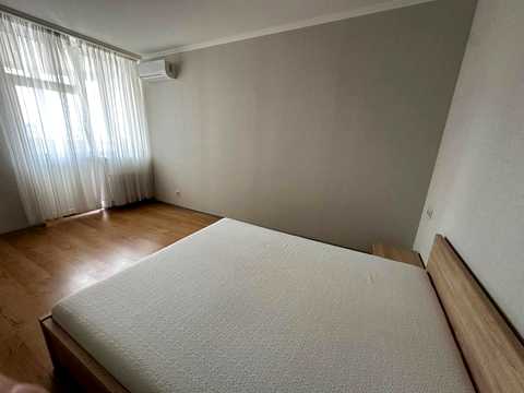 квартира по адресу Олены Пчилки ул., 8