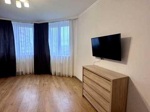 квартира по адресу Олены Пчилки ул., 8