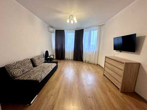 квартира по адресу Олены Пчилки ул., 8