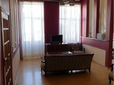 квартира за адресою Шота Руставелі вул., 1