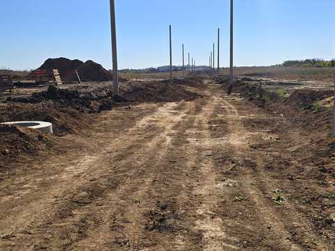 участок по адресу Різдвяна