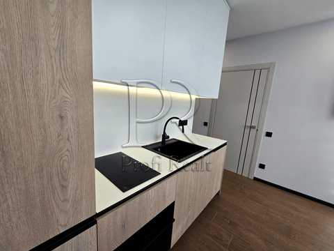 квартира за адресою Салютна вул., 2к8