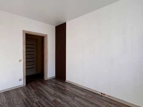 квартира за адресою Карла Мікльоша вул., 25