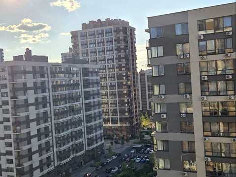 квартира по адресу Олександра Олеся ул., 2-Б