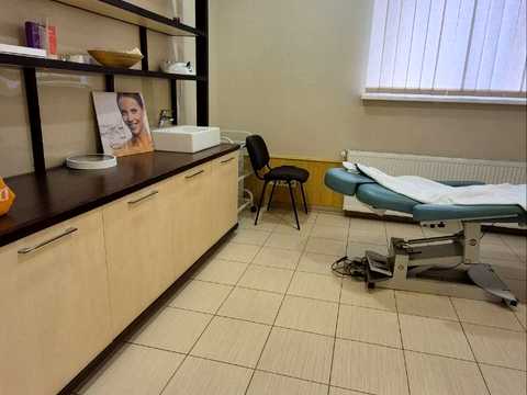 коммерческая по адресу Зоопарковая ул., 1