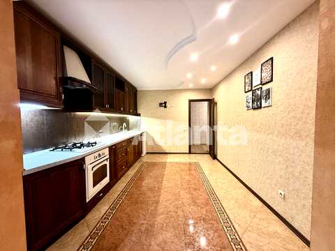 квартира за адресою Іспанська вул., 5
