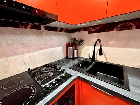 квартира по адресу Салютная ул., 9