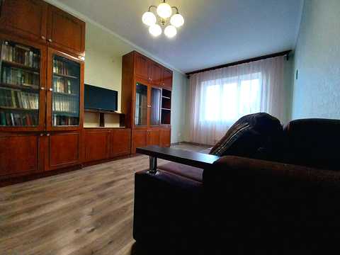 квартира за адресою Красносільського вул., 45