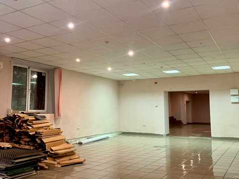 комерційна за адресою Галицька вул., 203