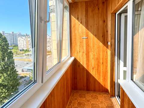 квартира по адресу Ревуцкого ул., 25