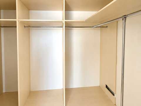 квартира по адресу Ревуцкого ул., 25