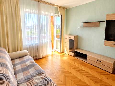 квартира по адресу Ревуцкого ул., 25
