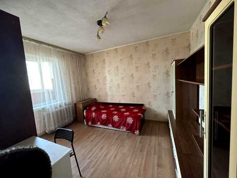 квартира за адресою Анни Ахматової вул., 43