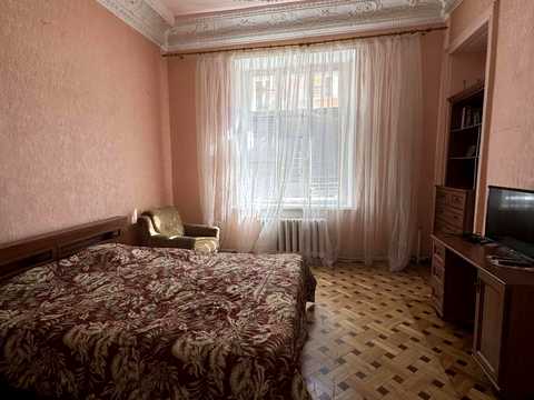 квартира за адресою Торгова вул., 6