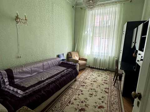 квартира за адресою Торгова вул., 6