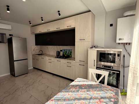 квартира по адресу Степана Бандеры ул., (Будинок 4)