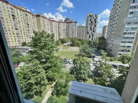 квартира за адресою Анни Ахматової вул., 39-А