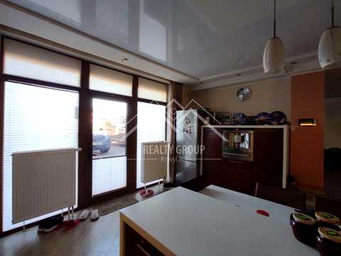 будинок за адресою Тарапаківська вул. (Правди), 50