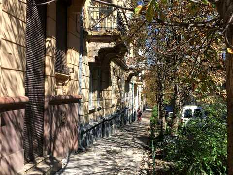 квартира за адресою Генерала Тарнавського вул. (Кутузова), 2