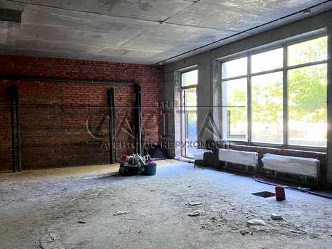комерційна за адресою Трускавецька вул., 4-Б