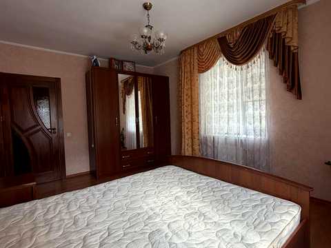 квартира за адресою Гайдамацька вул. (Марфи Струтинської), 43
