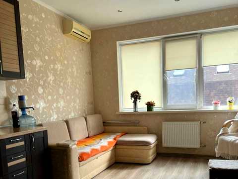 квартира за адресою Яблунева вул., 4