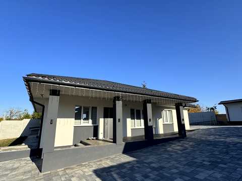 будинок за адресою с. Порозове, Лесі Українки, 16