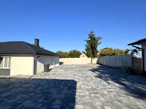 будинок за адресою с. Порозове, Лесі Українки, 16