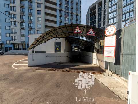 квартира за адресою Дніпровська набережна вул., 17-К