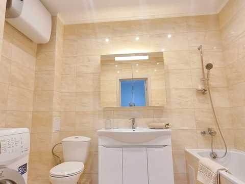 квартира за адресою Київ, Драгоманова вул., 2-А