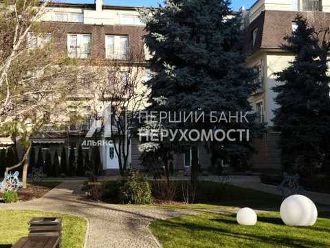 квартира по адресу Майский пер., 4