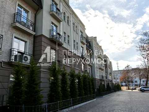 квартира по адресу Майский пер., 4