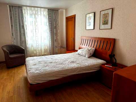 квартира за адресою Костельна вул., 8