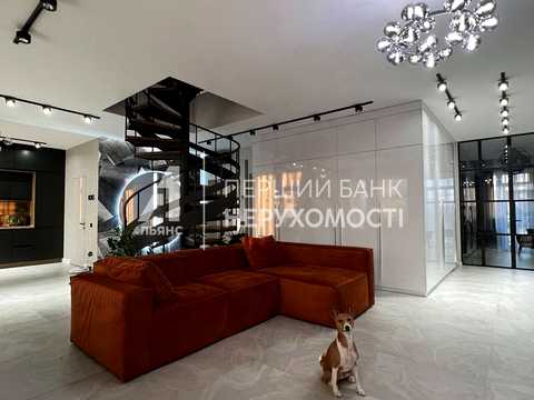 квартира по адресу Майский пер., 4