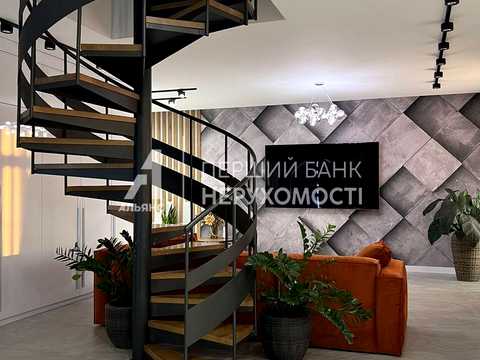 квартира по адресу Майский пер., 4