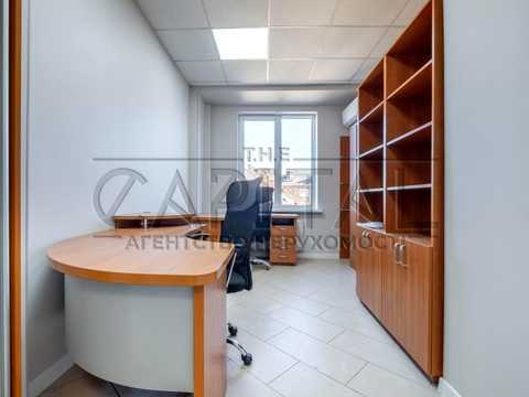 комерційна за адресою Авіаконструктора Антонова вул. (Авіації), 5