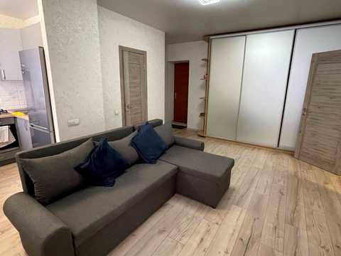 квартира за адресою Сталеварів вул., 21-А